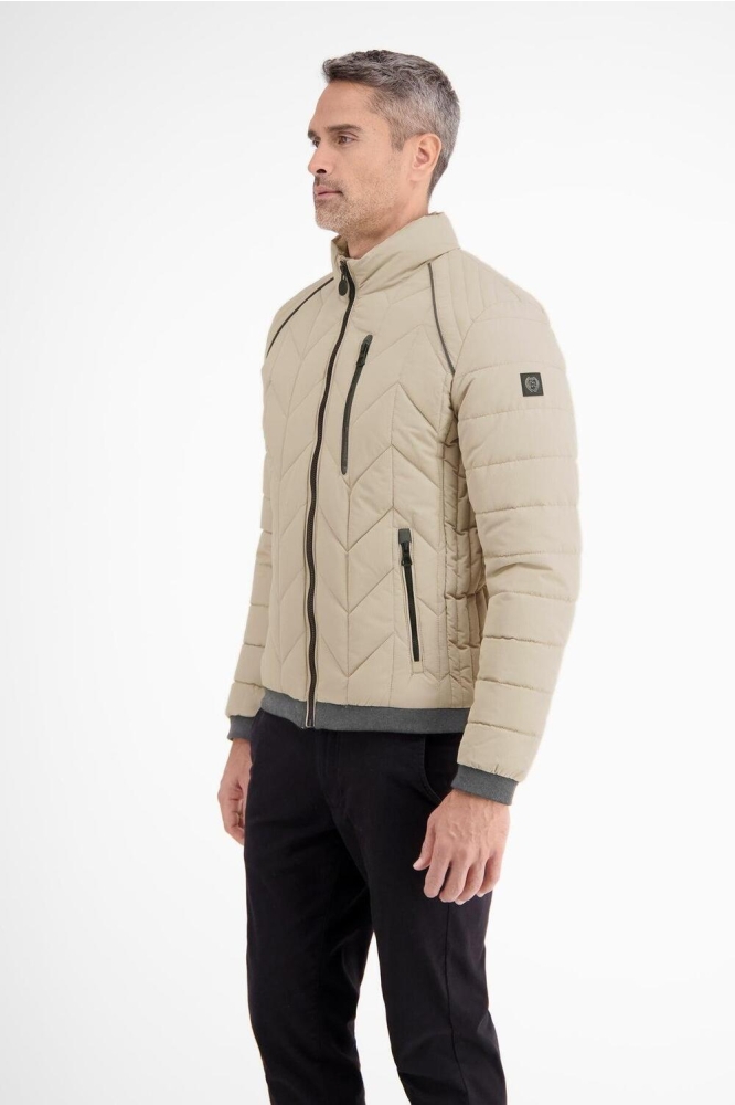 GEWATTEERDE BLOUSON MET FUNCTIONALITEIT 2497015 135 BEIGE